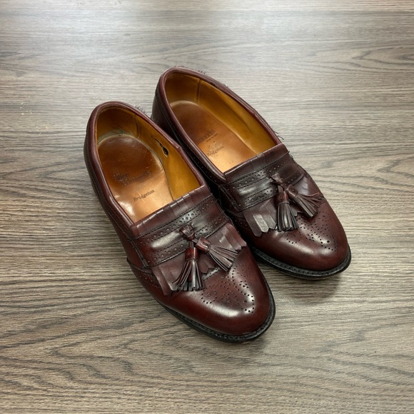 Allen Edmonds Other - Allen Edmonds Bridgeton Burgundy Kiltie Tassel Loafers 7.5 D